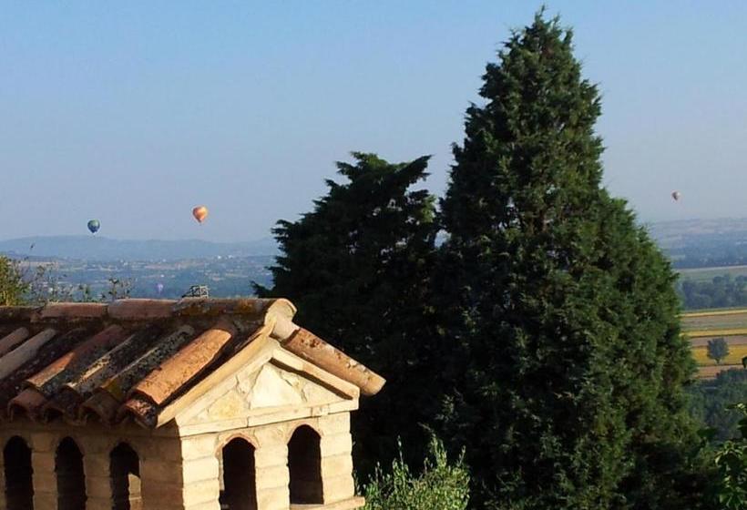 Отель Agriturismo La Torraccia