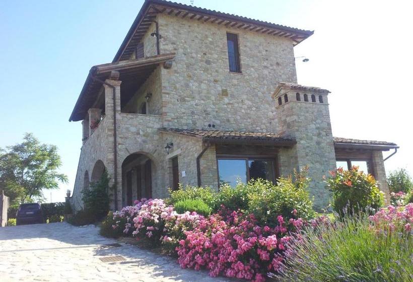 Отель Agriturismo La Torraccia