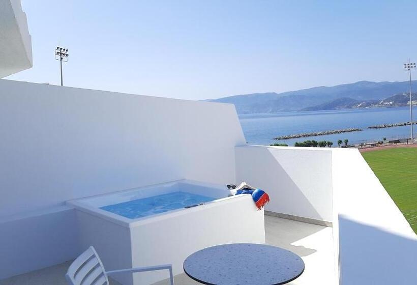 فندق Naiades Marina