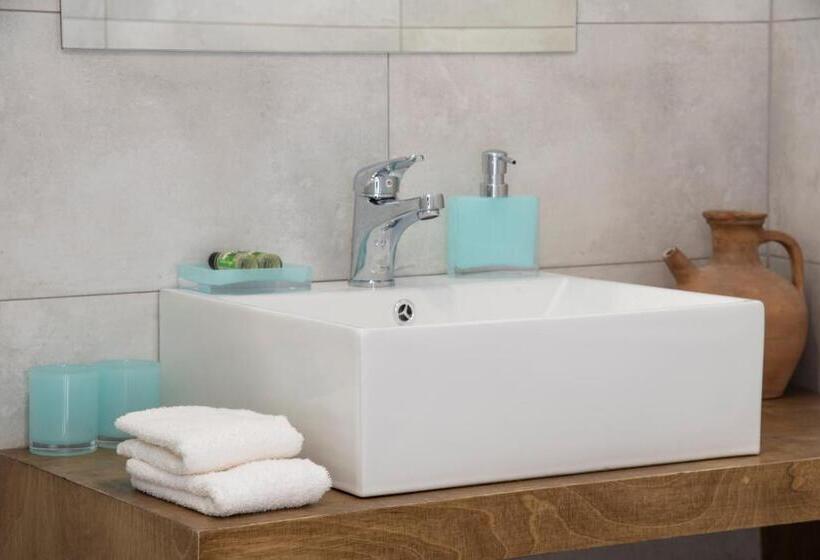 فندق Naiades Marina