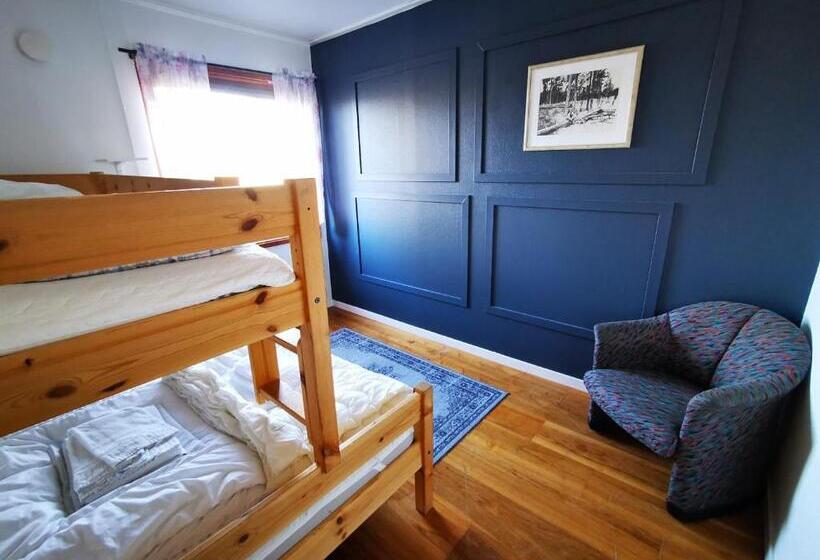 פנסיון Abisko Guesthouse & Activities