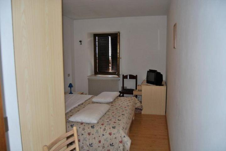 بنسيون Affittacamere Ceschi