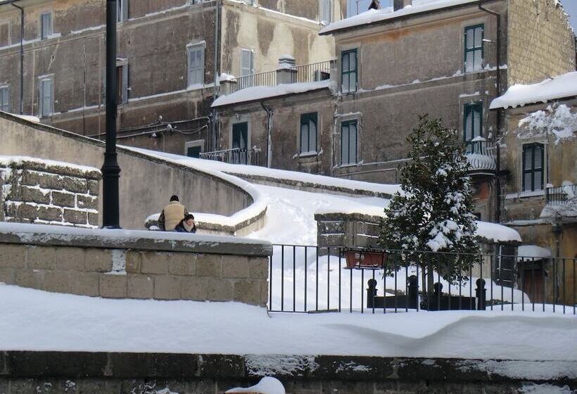 פנסיון B&b La Rocca