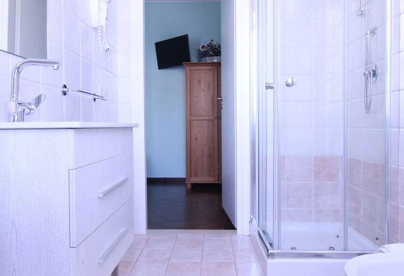 פנסיון B&b La Rocca