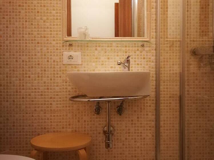 פנסיון B&b La Rocca