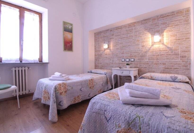 פנסיון B&b La Rocca