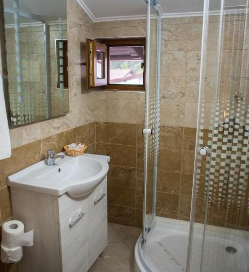 Пансион Cabana Schiori