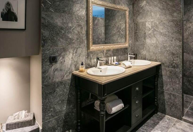 펜션 Chateau Des Cinq Cantons