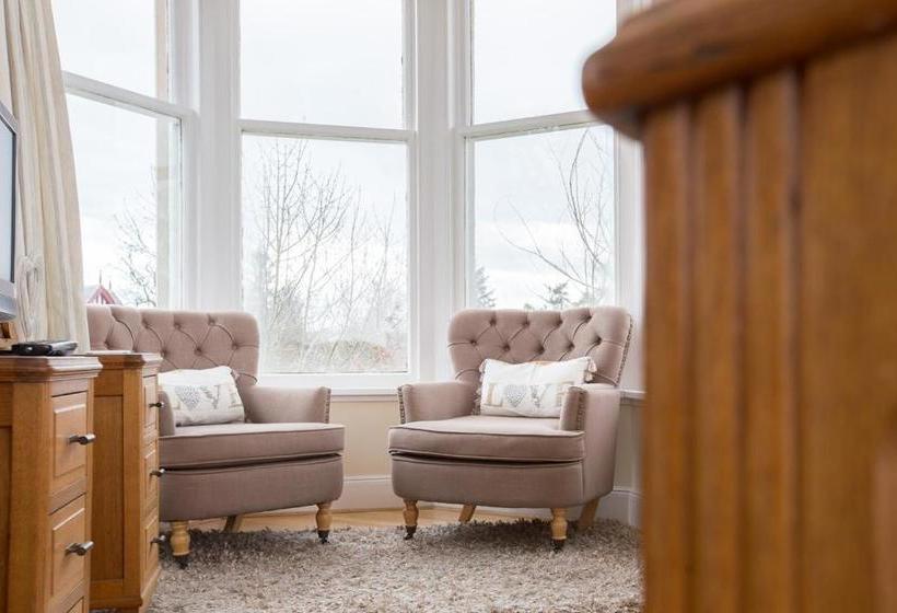 Пансион Chrialdon House