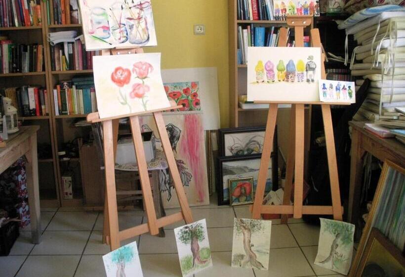 بنسيون Domizil Lina Art