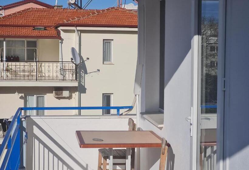 بنسيون Domizil Lina Art