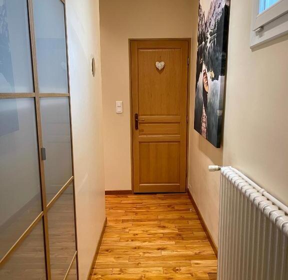 بنسيون Gites Du Caylar   Chambres Et Appartments