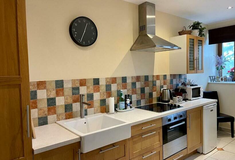 بنسيون Gites Du Caylar   Chambres Et Appartments