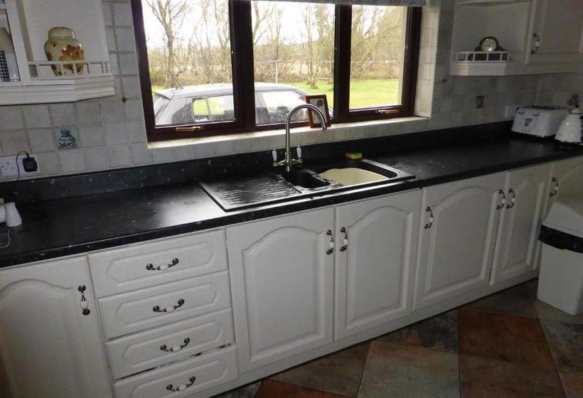 פנסיון Glen Lodge