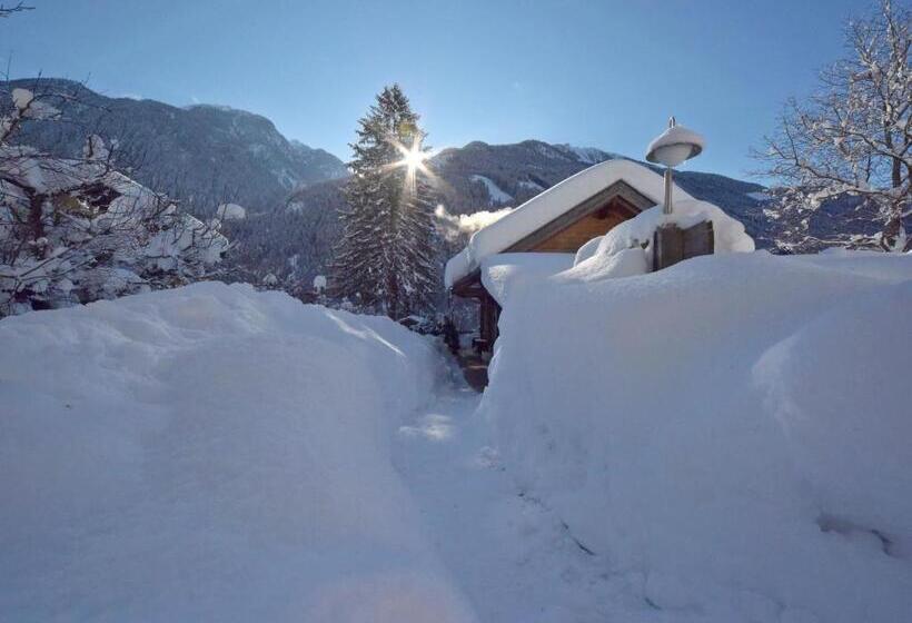 بنسيون Haus Hasslacher