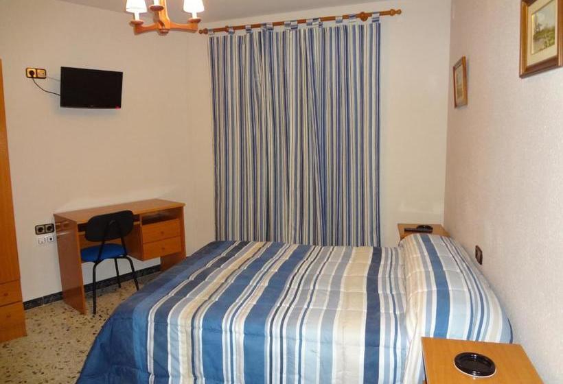 פנסיון Hostal San Pedro