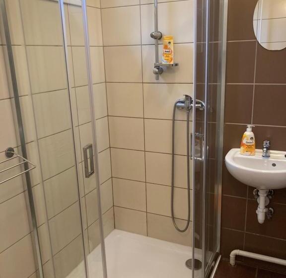 بنسيون Kurca Parti Vendégház