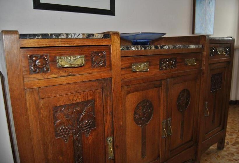 پانسیون Lombardi Fleming