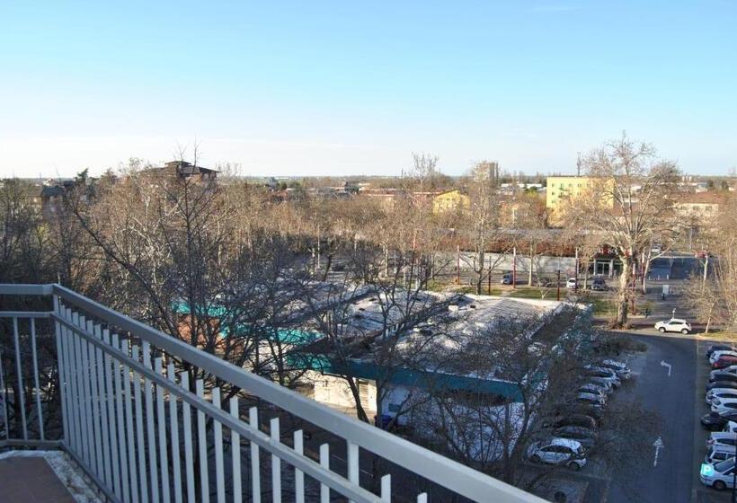 پانسیون Lombardi Fleming