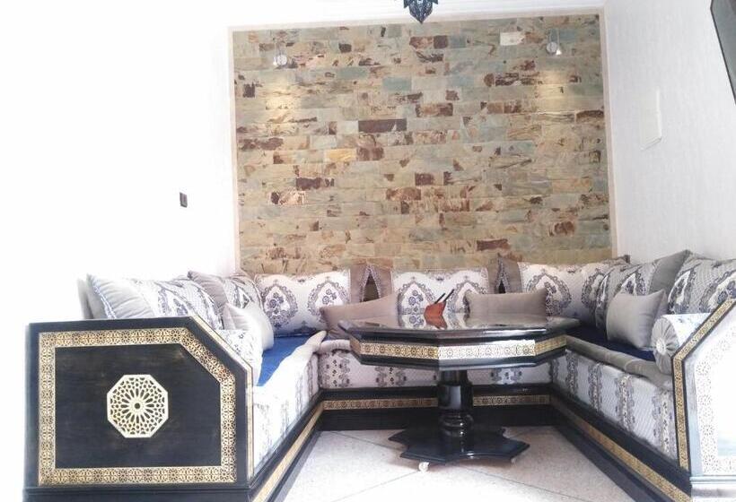 پانسیون Mirleft Tayought Guest House