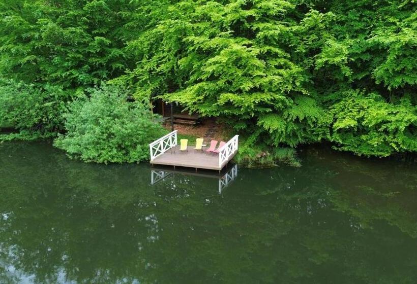 펜션 Pintea Chalet