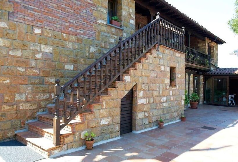 بنسيون Posada La Vieja Escuela