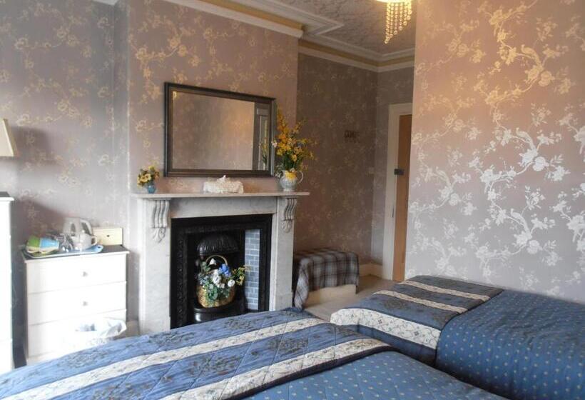 پانسیون Riverside Guest House