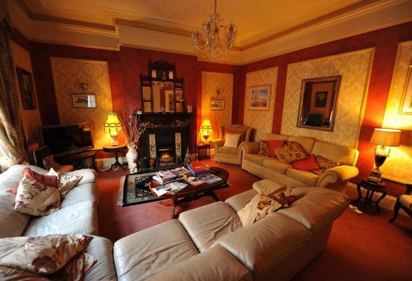 پانسیون Riverside Guest House