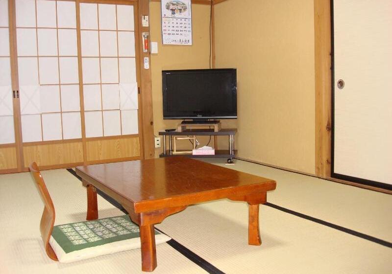 פנסיון Shukubo Kanbayashi Katsukane