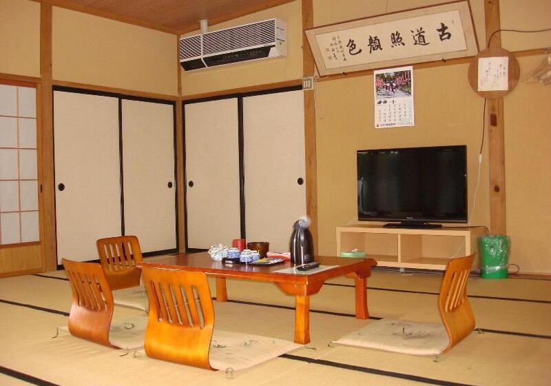 פנסיון Shukubo Kanbayashi Katsukane