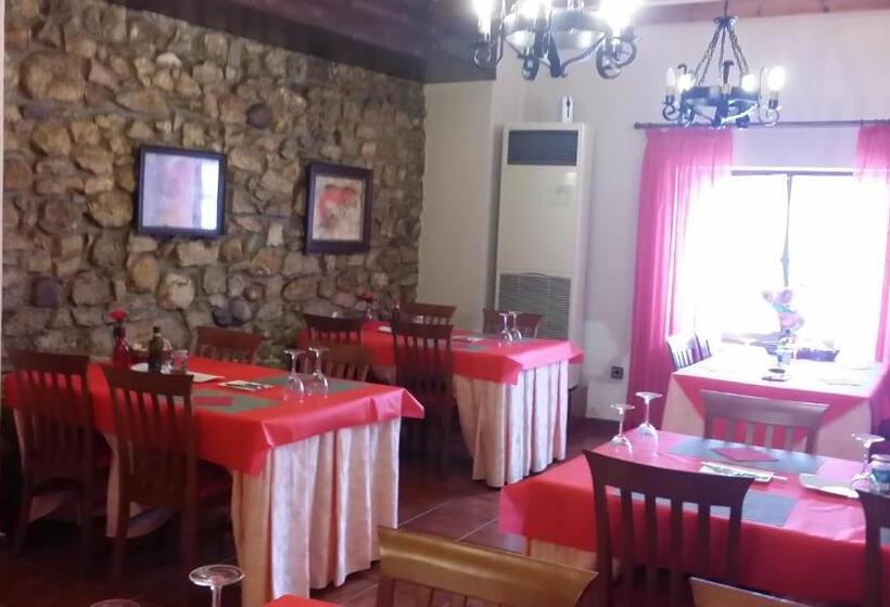 פנסיון Trisileja En Posada La Busta