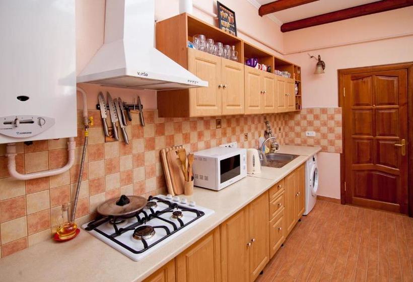 پانسیون Uyutniy