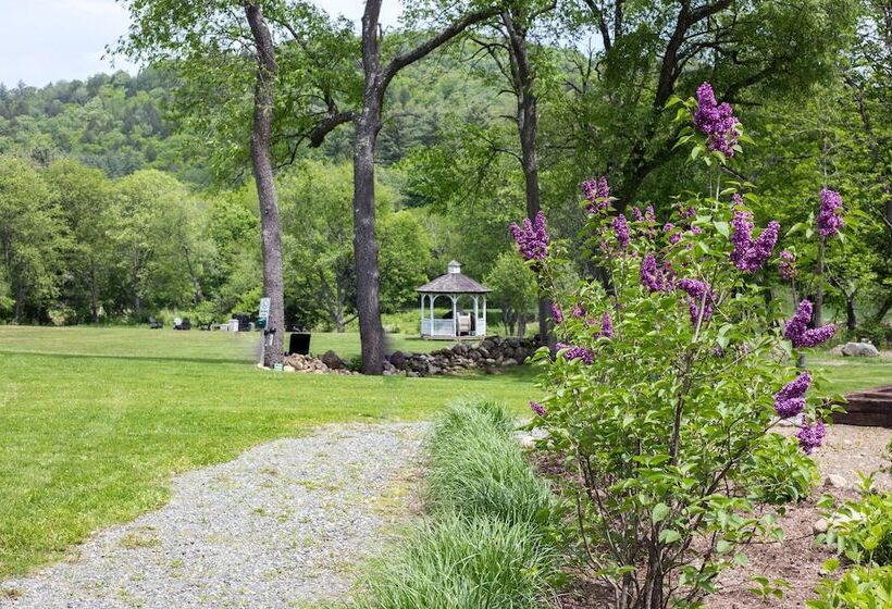 فندق صغير 506 On The River Inn Woodstock