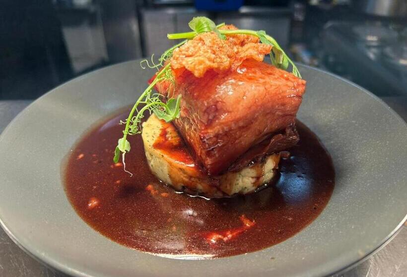 Общежитие Kings Arms