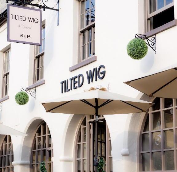 ユースホステル Tilted Wig