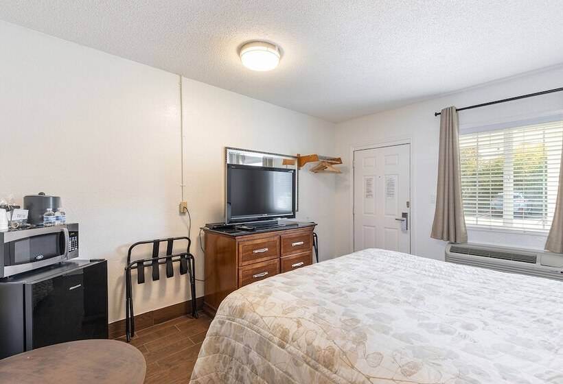 호스텔 Vineyard Valley Inn