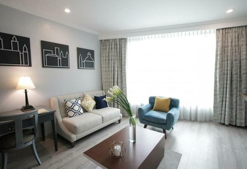 Aparta  Torres De Suites