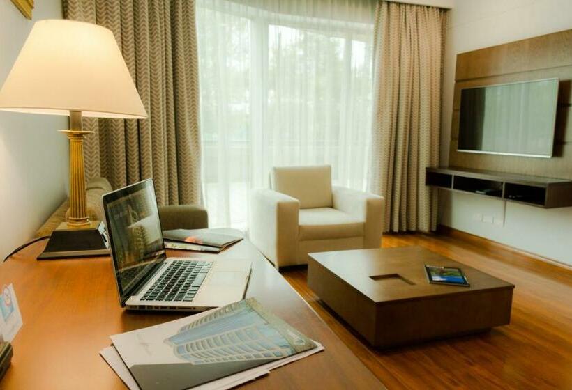 Aparta  Torres De Suites