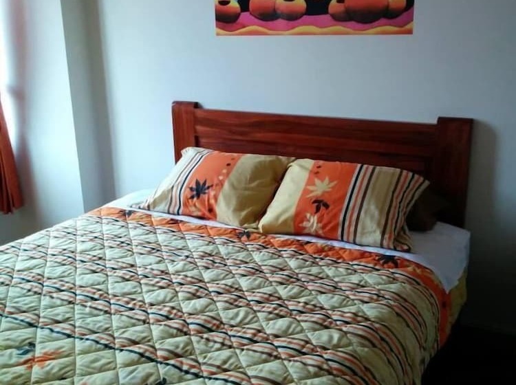 Hostal Otavalos Inn Hostel