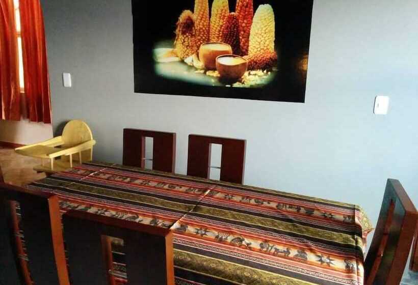 Hostal Otavalos Inn Hostel