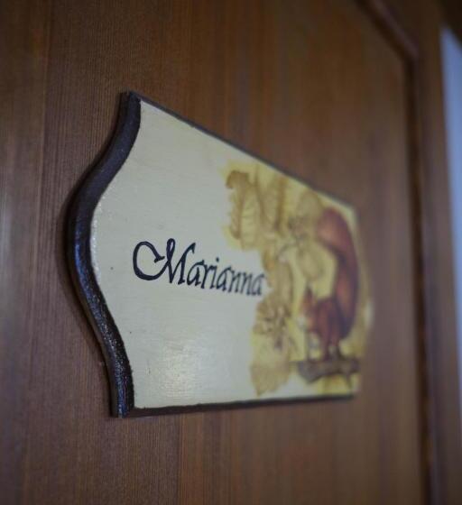 ホテル Agriturismo Corte Pellegrini