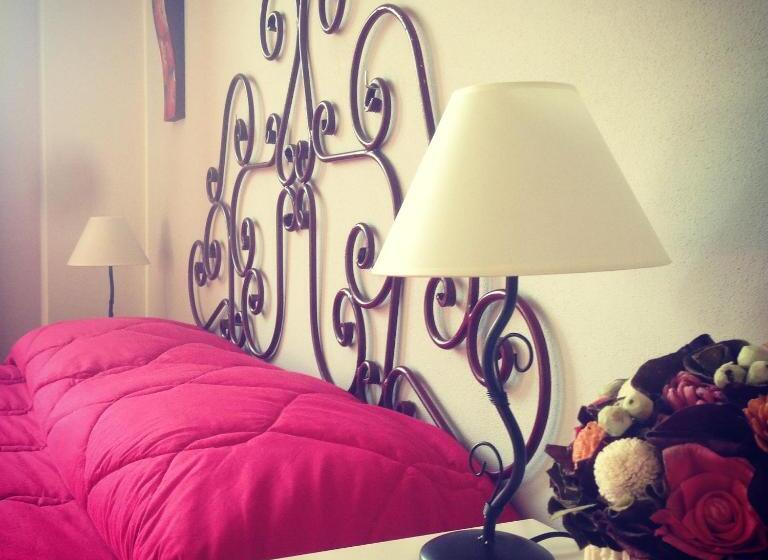 בית מלון כפרי Agriturismo Fruttirossi