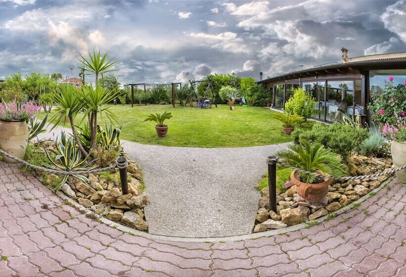 בית מלון כפרי Agriturismo Torre Flavia