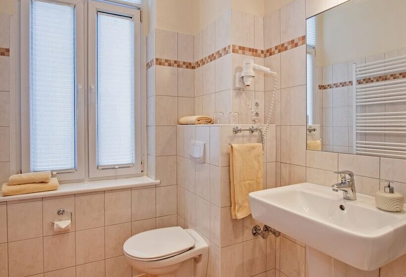 Отель Strandvilla Imperator