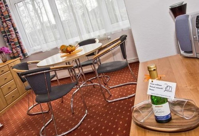 Отель Strandvilla Imperator