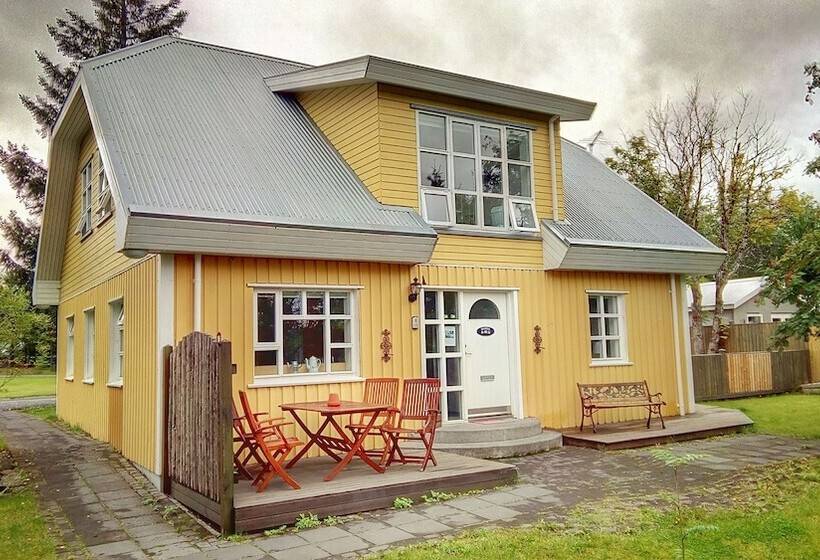 پانسیون Birta Guesthouse