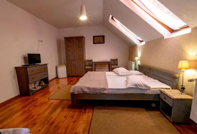 بنسيون Casa Adalmo