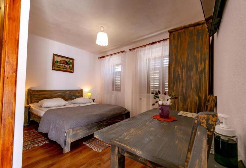 بنسيون Casa Adalmo