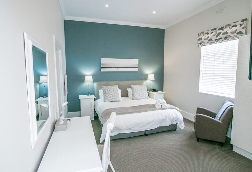 펜션 First Avenue Guesthouse