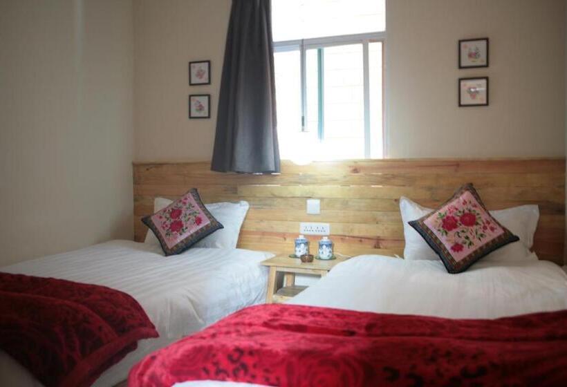 ペンション Flowers Residence